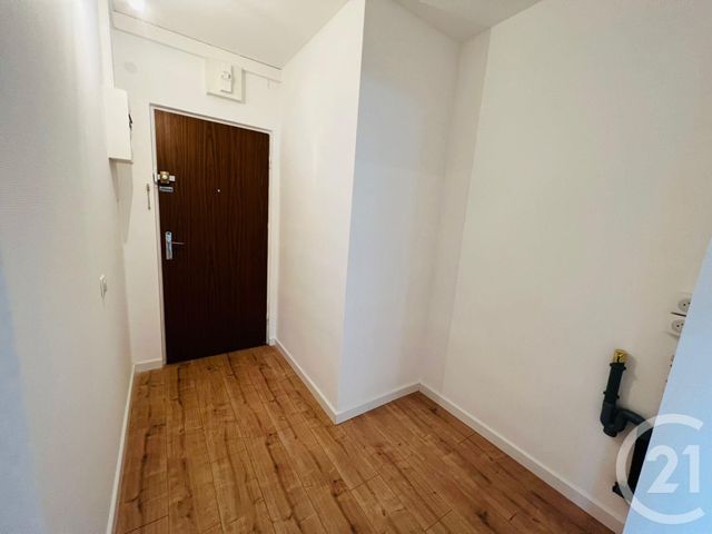 Appartement F5 &agrave; louer - 5 pi&egrave;ces - 90,62 m2 - Moulins Les Metz - 57 - LORRAINE