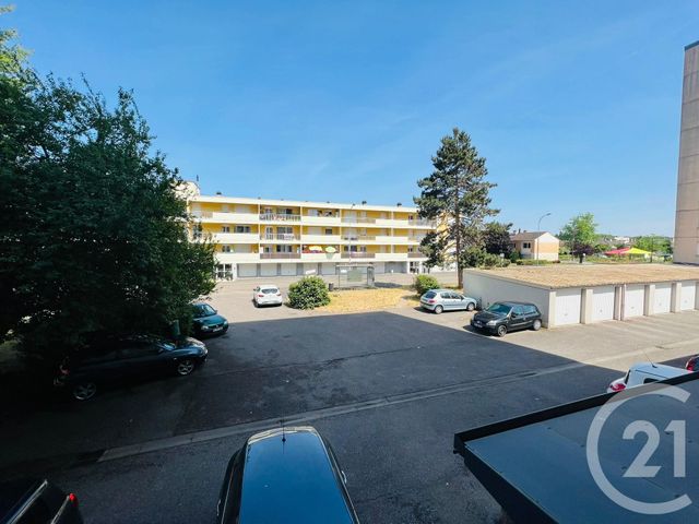 Appartement F5 &agrave; louer - 5 pi&egrave;ces - 90,62 m2 - Moulins Les Metz - 57 - LORRAINE