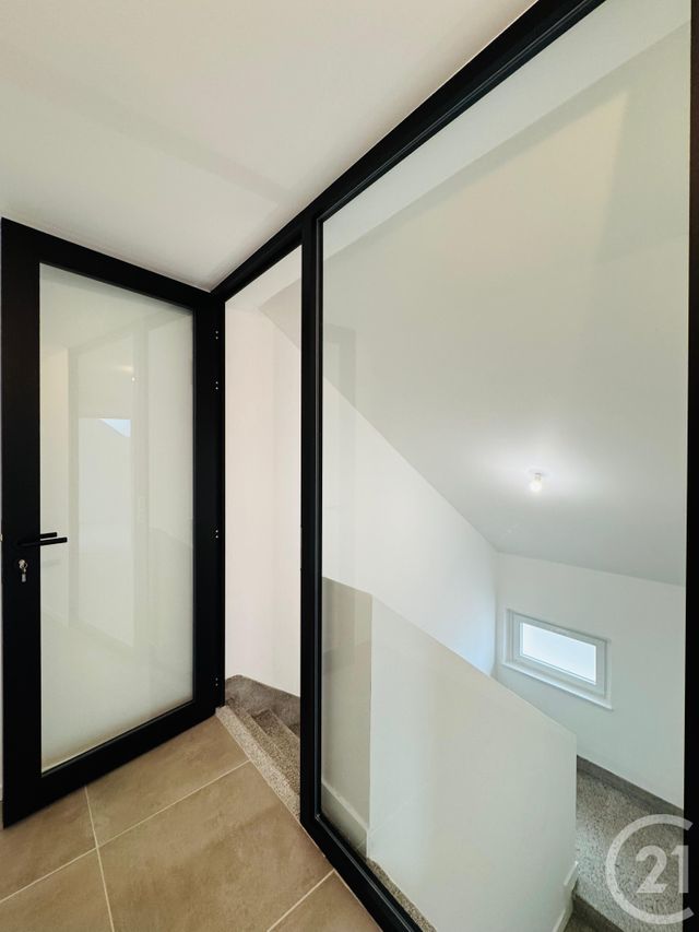 Appartement F5 &agrave; louer - 5 pi&egrave;ces - 80,71 m2 - Montigny Les Metz - 57 - LORRAINE