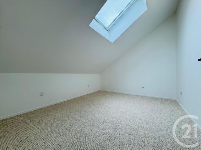 Appartement F5 &agrave; louer - 5 pi&egrave;ces - 80,71 m2 - Montigny Les Metz - 57 - LORRAINE