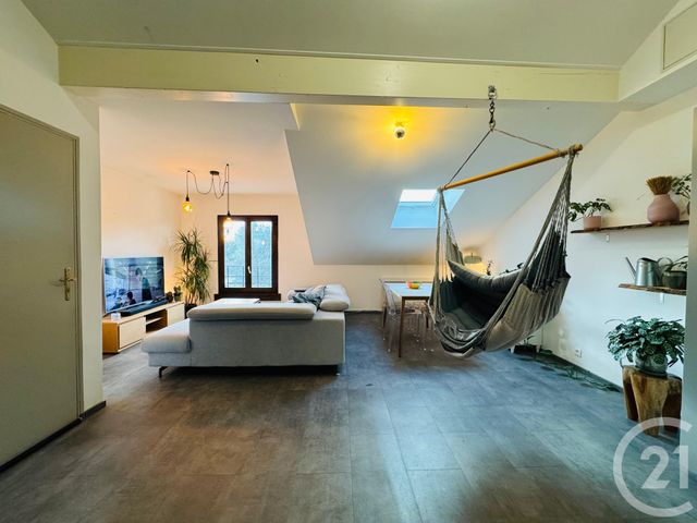 Appartement F3 &agrave; louer - 3 pi&egrave;ces - 53,53 m2 - Longeville Les Metz - 57 - LORRAINE