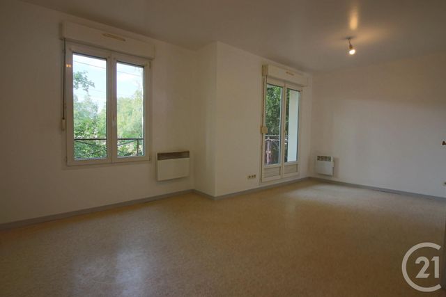 Appartement Studio &agrave; louer - 1 pi&egrave;ce - 30,88 m2 - Metz - 57 - LORRAINE