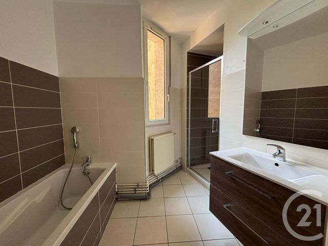Appartement 3 pieces avec 2 chambres &agrave; louer - 3 pi&egrave;ces - 79,83 m2 - Metz - 57 - LORRAINE