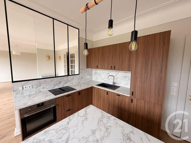 Appartement F5 &agrave; louer - 5 pi&egrave;ces - 117,20 m2 - Metz - 57 - LORRAINE