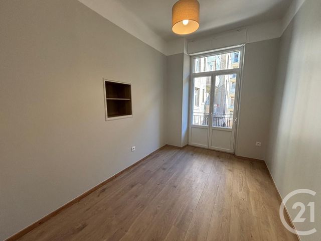 Appartement F5 &agrave; louer - 5 pi&egrave;ces - 117,20 m2 - Metz - 57 - LORRAINE