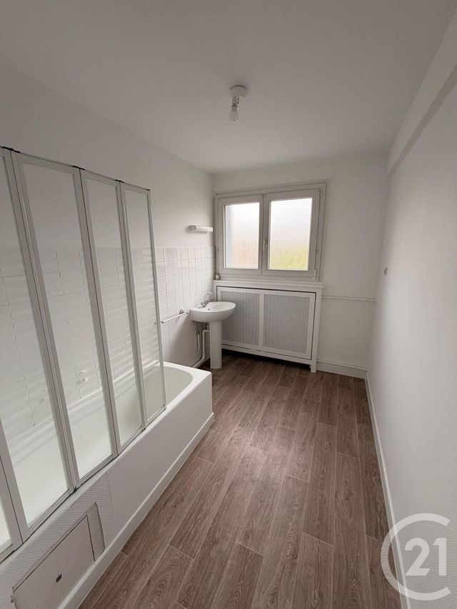 Appartement 4 pieces &agrave; louer - 4 pi&egrave;ces - 85,97 m2 - Metz - 57 - LORRAINE