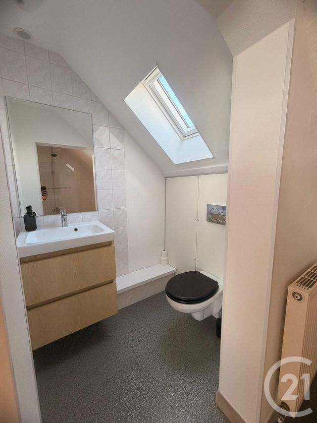 Appartement 2 pieces &agrave; louer - 2 pi&egrave;ces - 44,33 m2 - Montigny Les Metz - 57 - LORRAINE