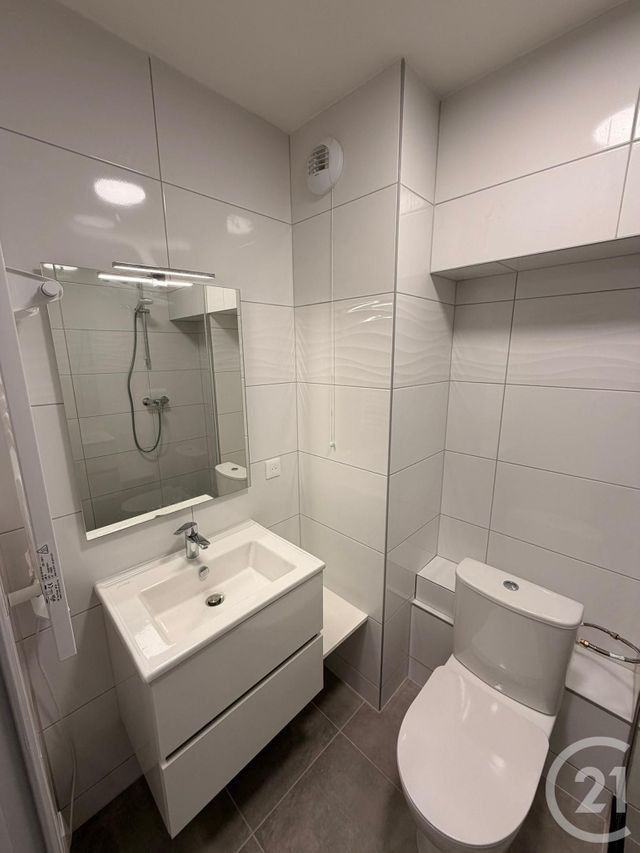 Appartement Studio &agrave; louer - 1 pi&egrave;ce - 18,35 m2 - Metz - 57 - LORRAINE