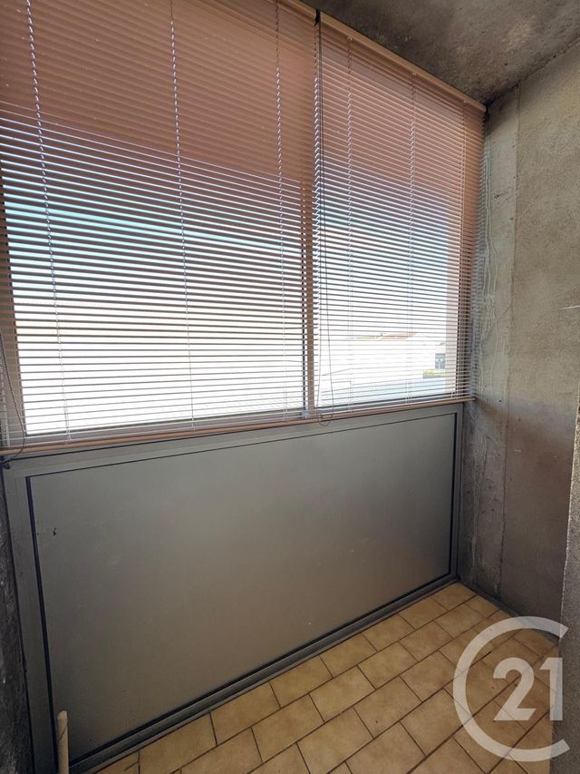 Appartement F3 &agrave; louer - 3 pi&egrave;ces - 84,29 m2 - Montigny Les Metz - 57 - LORRAINE