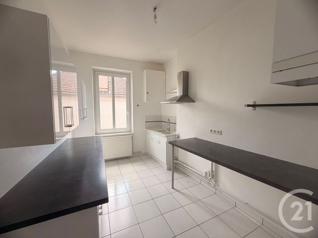 Appartement F4 &agrave; louer - 4 pi&egrave;ces - 110,55 m2 - Metz - 57 - LORRAINE