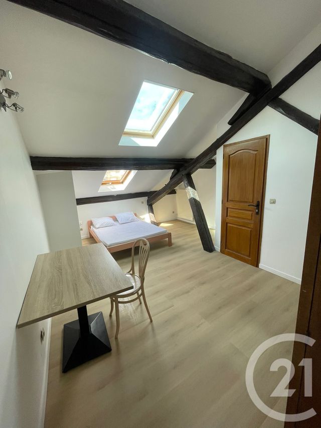Appartement Chambre &agrave; louer - 1 pi&egrave;ce - 13,67 m2 - Peltre - 57 - LORRAINE