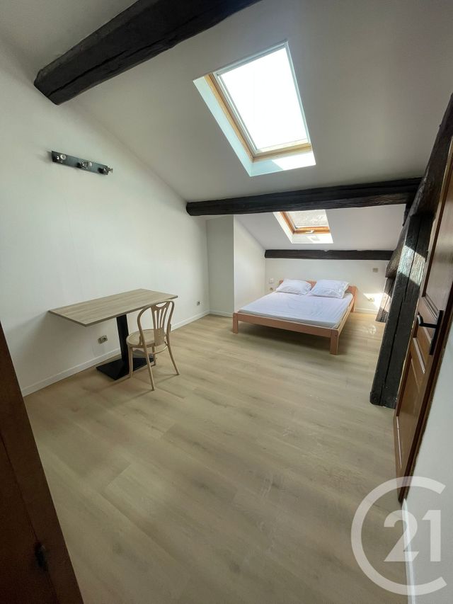 Appartement Chambre &agrave; louer - 1 pi&egrave;ce - 13,67 m2 - Peltre - 57 - LORRAINE