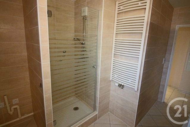 Appartement F3 &agrave; louer - 3 pi&egrave;ces - 66,20 m2 - Talange - 57 - LORRAINE