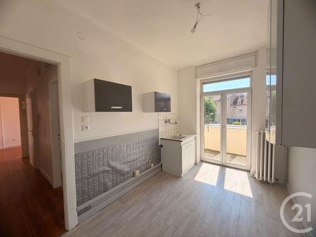 Appartement F4 &agrave; louer - 4 pi&egrave;ces - 71,48 m2 - Metz - 57 - LORRAINE