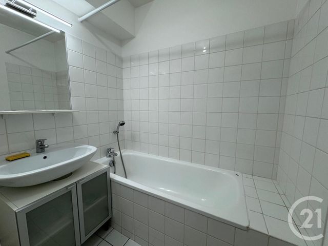 Appartement F1 &agrave; louer - 1 pi&egrave;ce - 32,10 m2 - Metz - 57 - LORRAINE