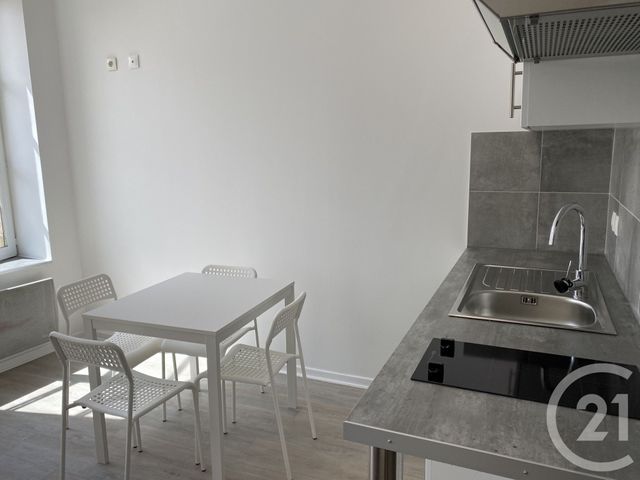 Appartement Studio &agrave; louer - 1 pi&egrave;ce - 18 m2 - Metz - 57 - LORRAINE