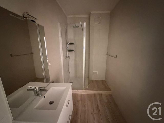 Appartement F2 &agrave; louer - 2 pi&egrave;ces - 62,07 m2 - Metz - 57 - LORRAINE