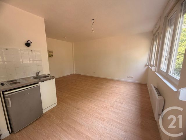 Appartement Studio &agrave; louer - 1 pi&egrave;ce - 26,80 m2 - Metz - 57 - LORRAINE