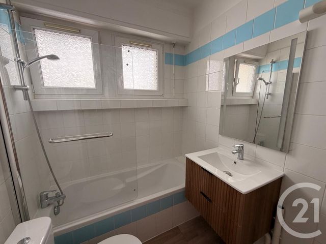Appartement F4 &agrave; louer - 4 pi&egrave;ces - 77,75 m2 - Metz - 57 - LORRAINE