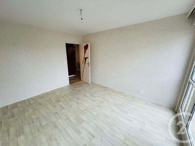 Appartement T4 &agrave; louer - 4 pi&egrave;ces - 79,30 m2 - Metz - 57 - LORRAINE
