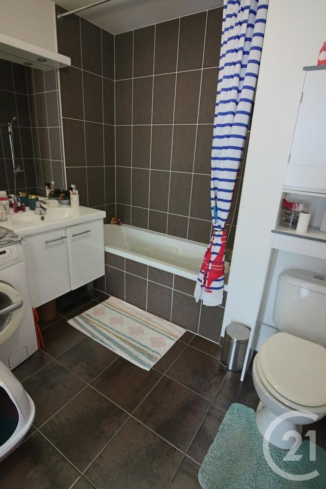 Appartement Studio &agrave; louer - 1 pi&egrave;ce - 27,14 m2 - Metz - 57 - LORRAINE