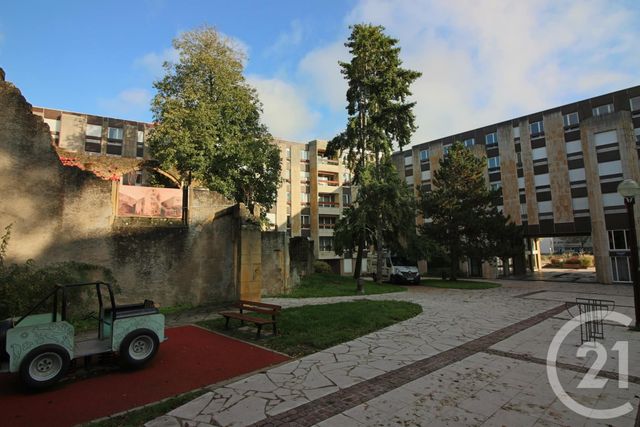 Appartement F2 &agrave; louer - 2 pi&egrave;ces - 42,12 m2 - Metz - 57 - LORRAINE
