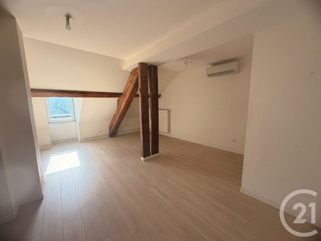Appartement F3 &agrave; louer - 3 pi&egrave;ces - 59,21 m2 - Metz - 57 - LORRAINE
