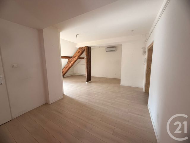Appartement F3 &agrave; louer - 3 pi&egrave;ces - 59,21 m2 - Metz - 57 - LORRAINE