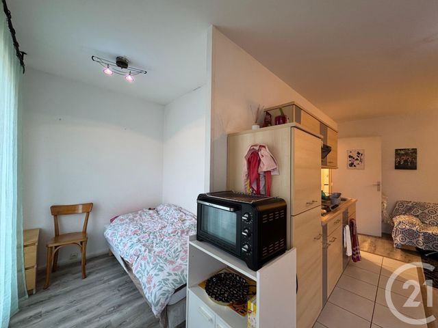 Appartement F1 &agrave; louer - 1 pi&egrave;ce - 30,60 m2 - Metz - 57 - LORRAINE
