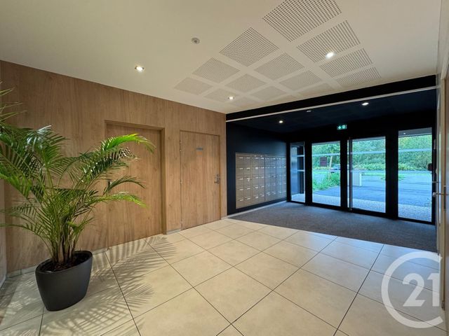 Appartement 3 pieces avec 2 chambres &agrave; louer - 3 pi&egrave;ces - 68,41 m2 - Longeville Les Metz - 57 - LORRAINE