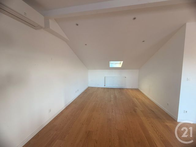 Appartement 3 pieces avec 2 chambres &agrave; louer - 3 pi&egrave;ces - 63,70 m2 - Montigny Les Metz - 57 - LORRAINE