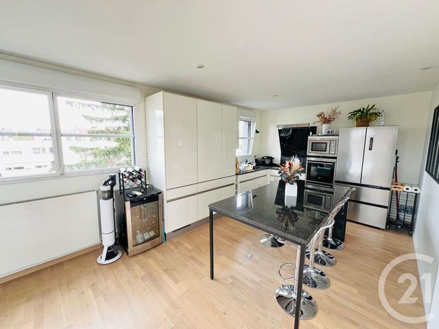 Appartement F5 &agrave; louer - 5 pi&egrave;ces - 99,18 m2 - Metz - 57 - LORRAINE