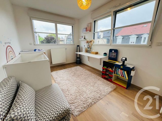 Appartement F5 &agrave; louer - 5 pi&egrave;ces - 99,18 m2 - Metz - 57 - LORRAINE