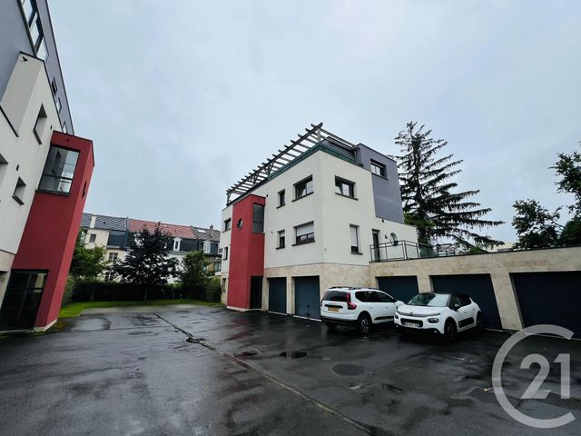 Appartement F5 &agrave; louer - 5 pi&egrave;ces - 99,18 m2 - Metz - 57 - LORRAINE