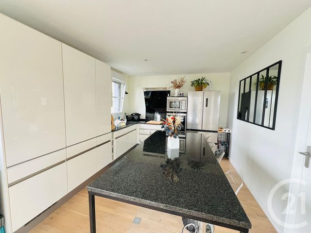 Appartement F5 &agrave; louer - 5 pi&egrave;ces - 99,18 m2 - Metz - 57 - LORRAINE