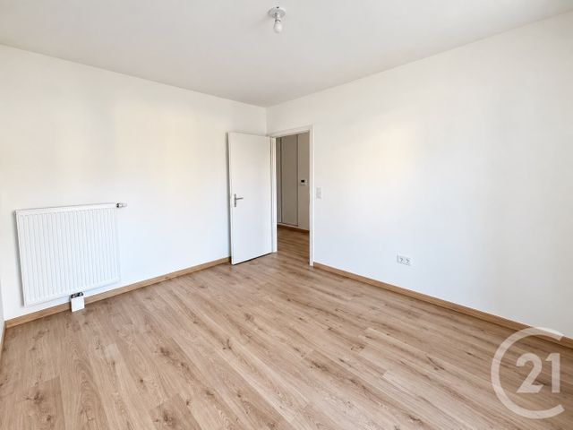 Appartement 2 pieces &agrave; louer - 2 pi&egrave;ces - 46,39 m2 - Montigny Les Metz - 57 - LORRAINE