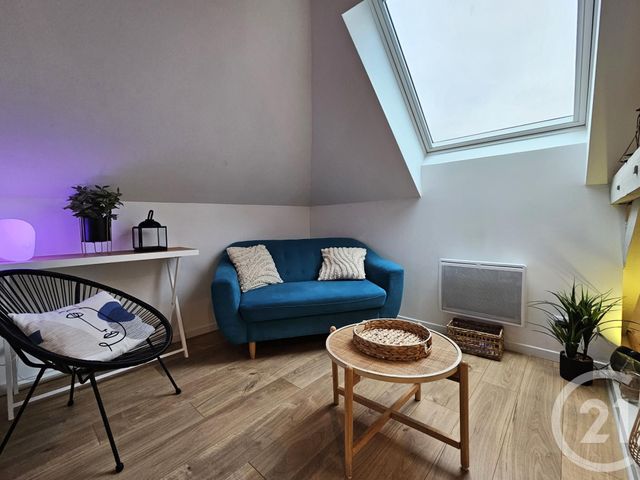 Appartement F3 &agrave; louer - 3 pi&egrave;ces - 36,60 m2 - Longeville Les Metz - 57 - LORRAINE