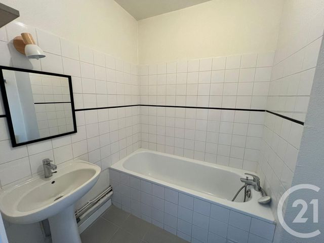 Appartement Studio &agrave; louer - 1 pi&egrave;ce - 26,51 m2 - Metz - 57 - LORRAINE