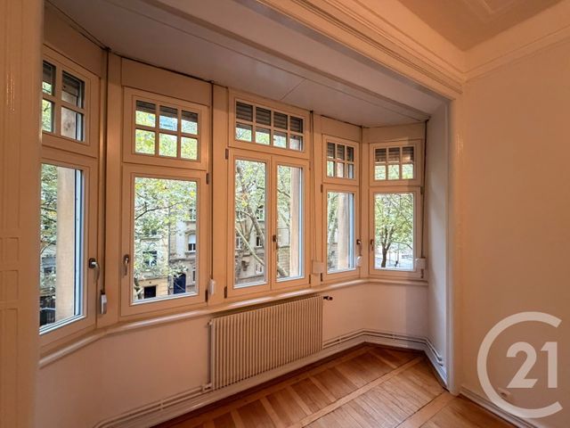 Appartement F5 &agrave; louer - 5 pi&egrave;ces - 134,58 m2 - Metz - 57 - LORRAINE