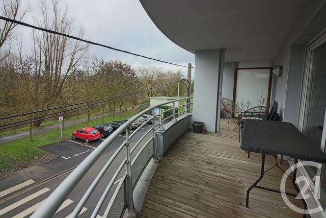 Appartement F3 &agrave; louer - 3 pi&egrave;ces - 77 m2 - Metz - 57 - LORRAINE