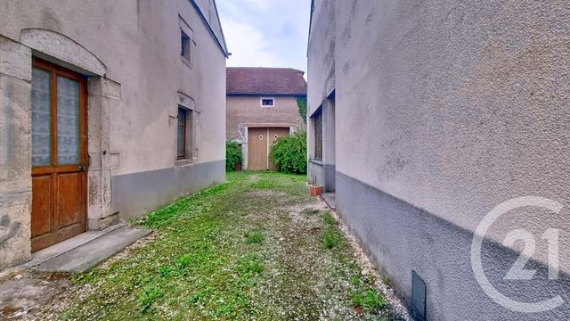Maison à vendre - 5 pièces - 170 m2 - Combeaufontaine - 70 - FRANCHE-COMTE