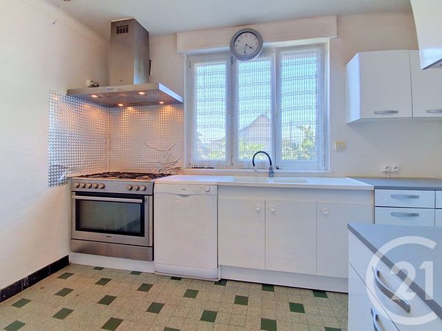 Maison &agrave; vendre - 7 pi&egrave;ces - 121 m2 - Vesoul - 70 - FRANCHE-COMTE