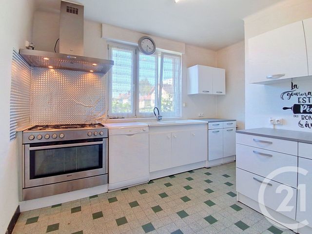 Maison &agrave; vendre - 7 pi&egrave;ces - 121 m2 - Vesoul - 70 - FRANCHE-COMTE