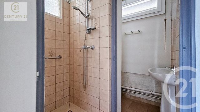 Appartement T3 &agrave; vendre - 3 pi&egrave;ces - 45,19 m2 - Vesoul - 70 - FRANCHE-COMTE