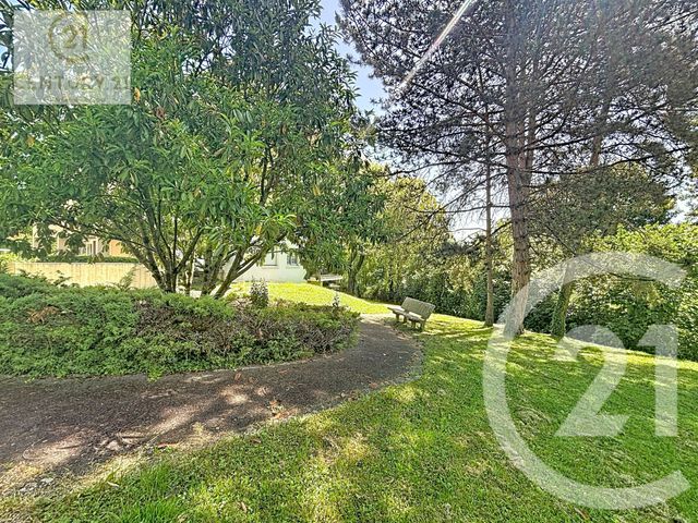 Appartement F2 &agrave; vendre - 2 pi&egrave;ces - 47,98 m2 - Vesoul - 70 - FRANCHE-COMTE