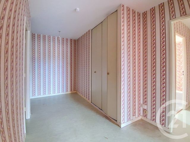 Appartement F4 &agrave; vendre - 4 pi&egrave;ces - 94 m2 - Vesoul - 70 - FRANCHE-COMTE