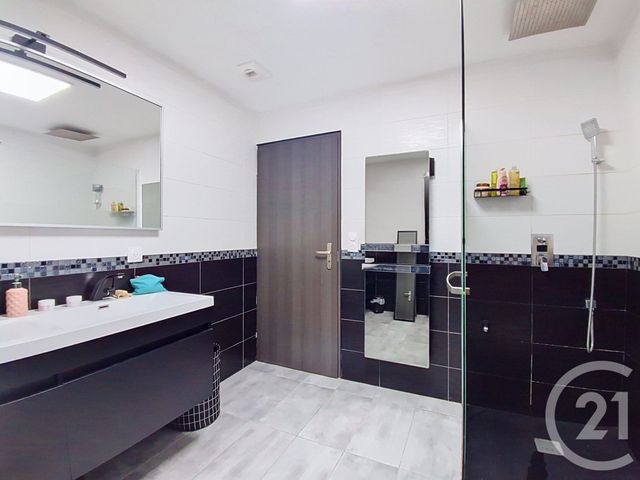 Appartement T3 &agrave; vendre - 3 pi&egrave;ces - 69,49 m2 - Vesoul - 70 - FRANCHE-COMTE