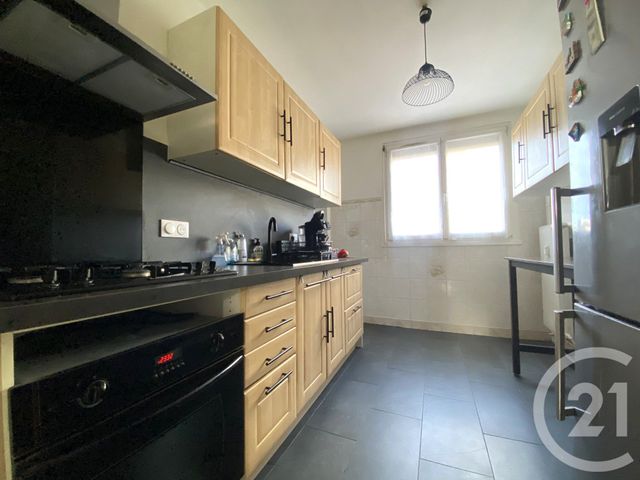 Appartement F5 &agrave; vendre - 5 pi&egrave;ces - 80,96 m2 - Besancon - 25 - FRANCHE-COMTE