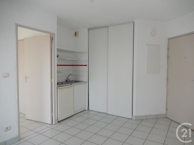 Appartement à louer - 2 pièces - 24,40 m2 - Besancon - 25 - FRANCHE-COMTE