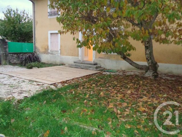 Appartement &agrave; louer - 4 pi&egrave;ces - 100,01 m2 - 25 - FRANCHE-COMTE